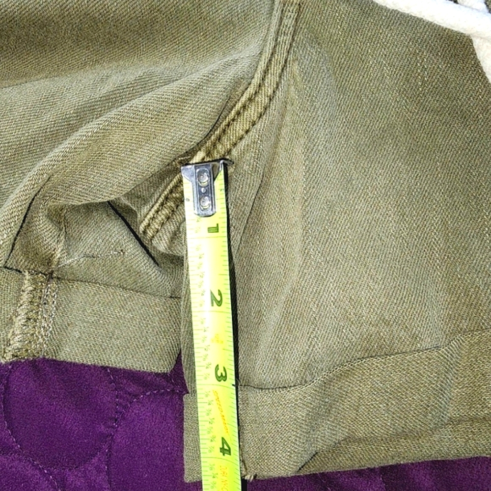 NWT American Eagle Outfitters's AE Low-Rise Denim Tomgirl Short Size 16 - Picture 9 of 14